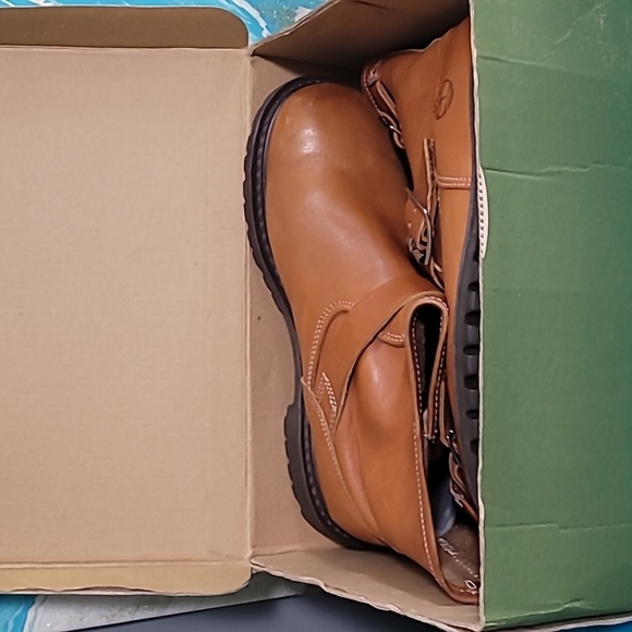 Timberland Boots - Picture 12 of 12